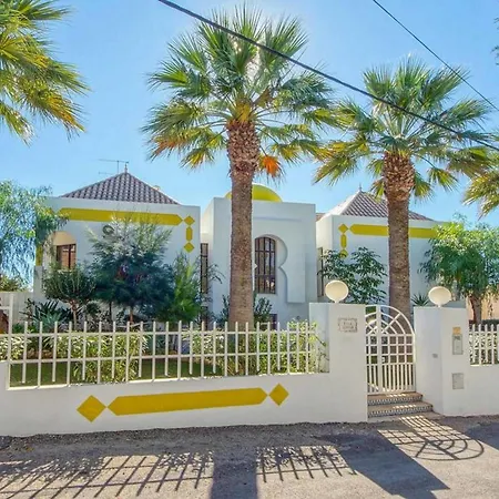 Mar Villa